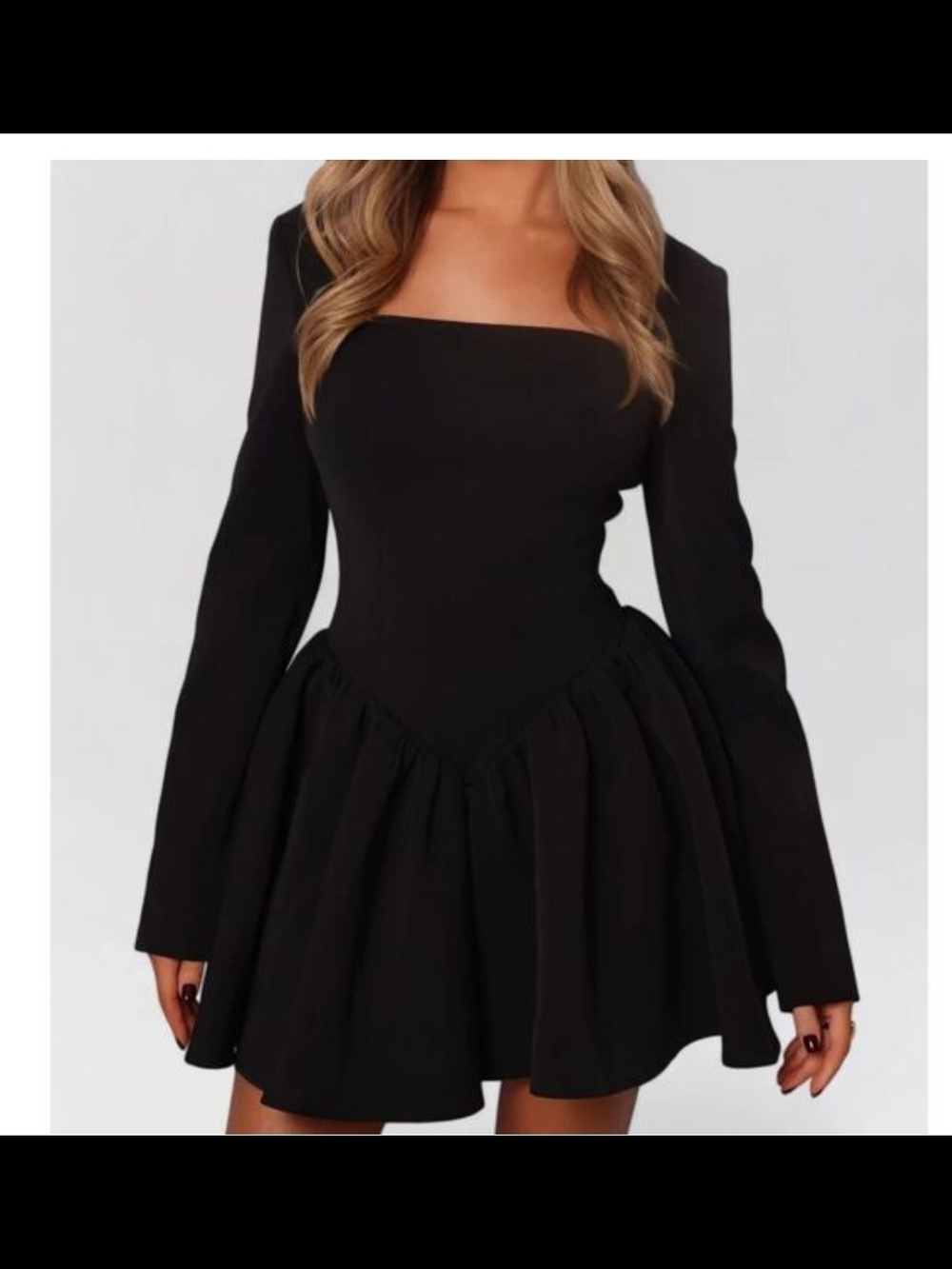 Heiress Beverly Hills Longsleeve Contour A-Line Mini Dress Medium